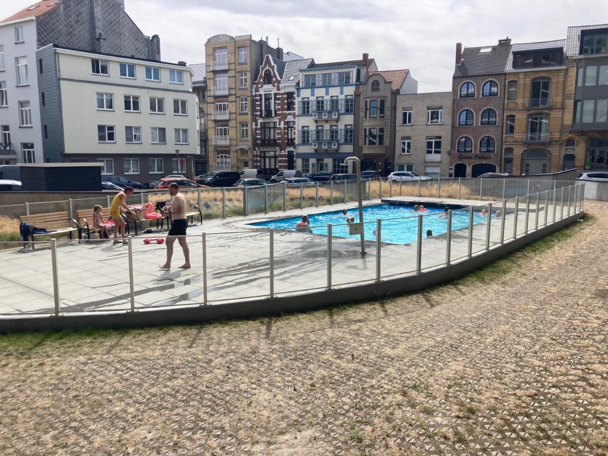 Oostende Luxury Seaview Studio - Large Terrace- Swimming Pool - Parking Exterior foto